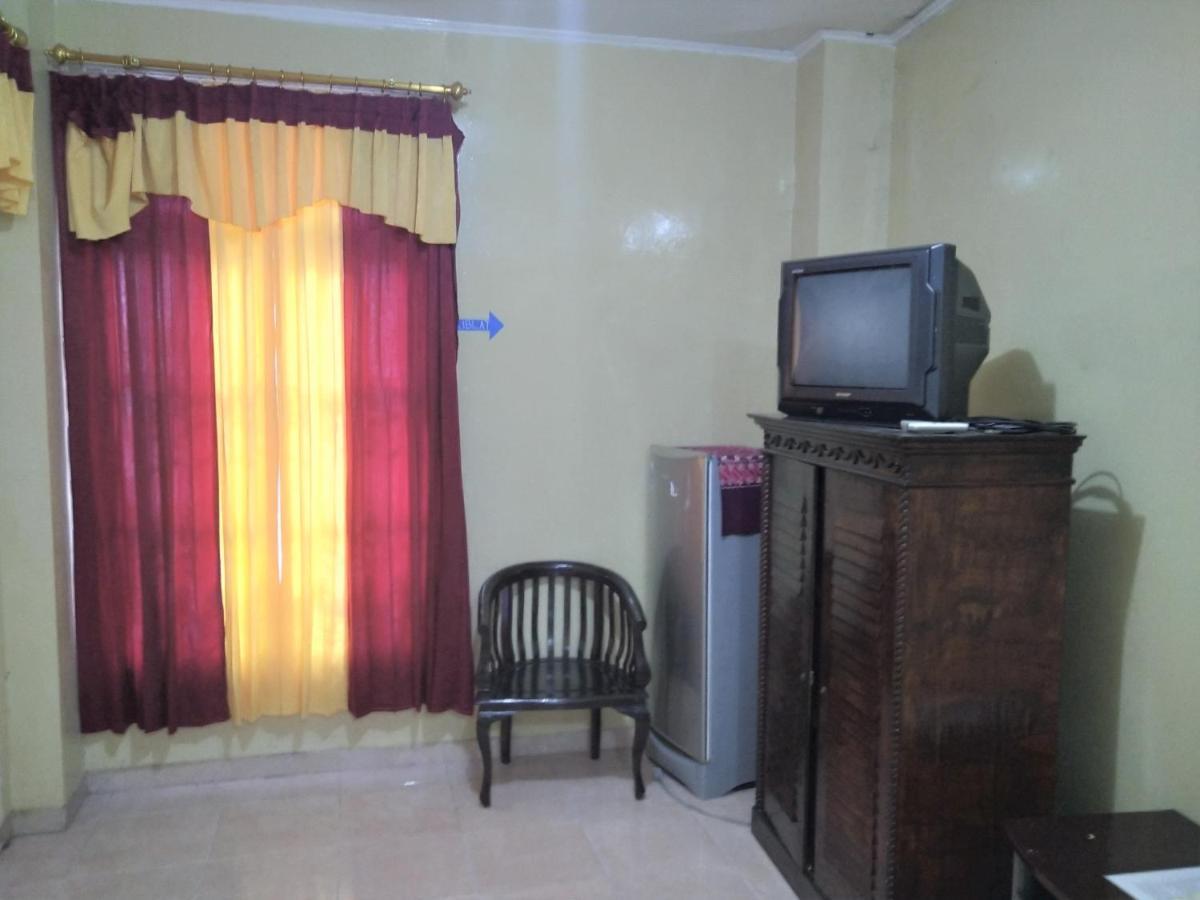 Hotel Pekalongan Syariah Mitra Reddoorz Esterno foto